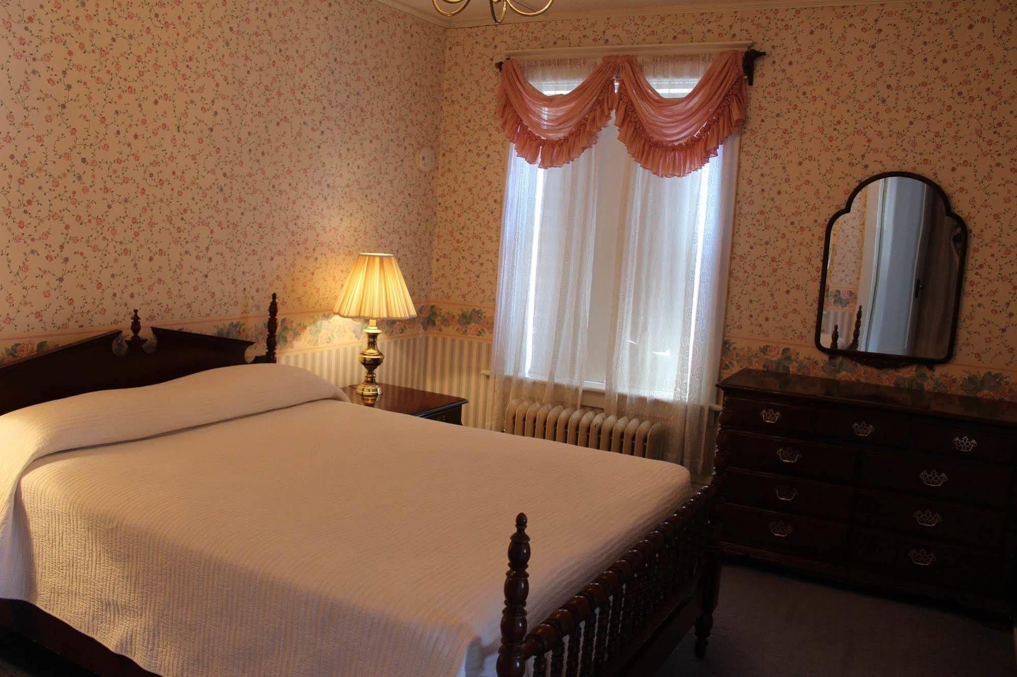 White Inn Fredonia Esterno foto