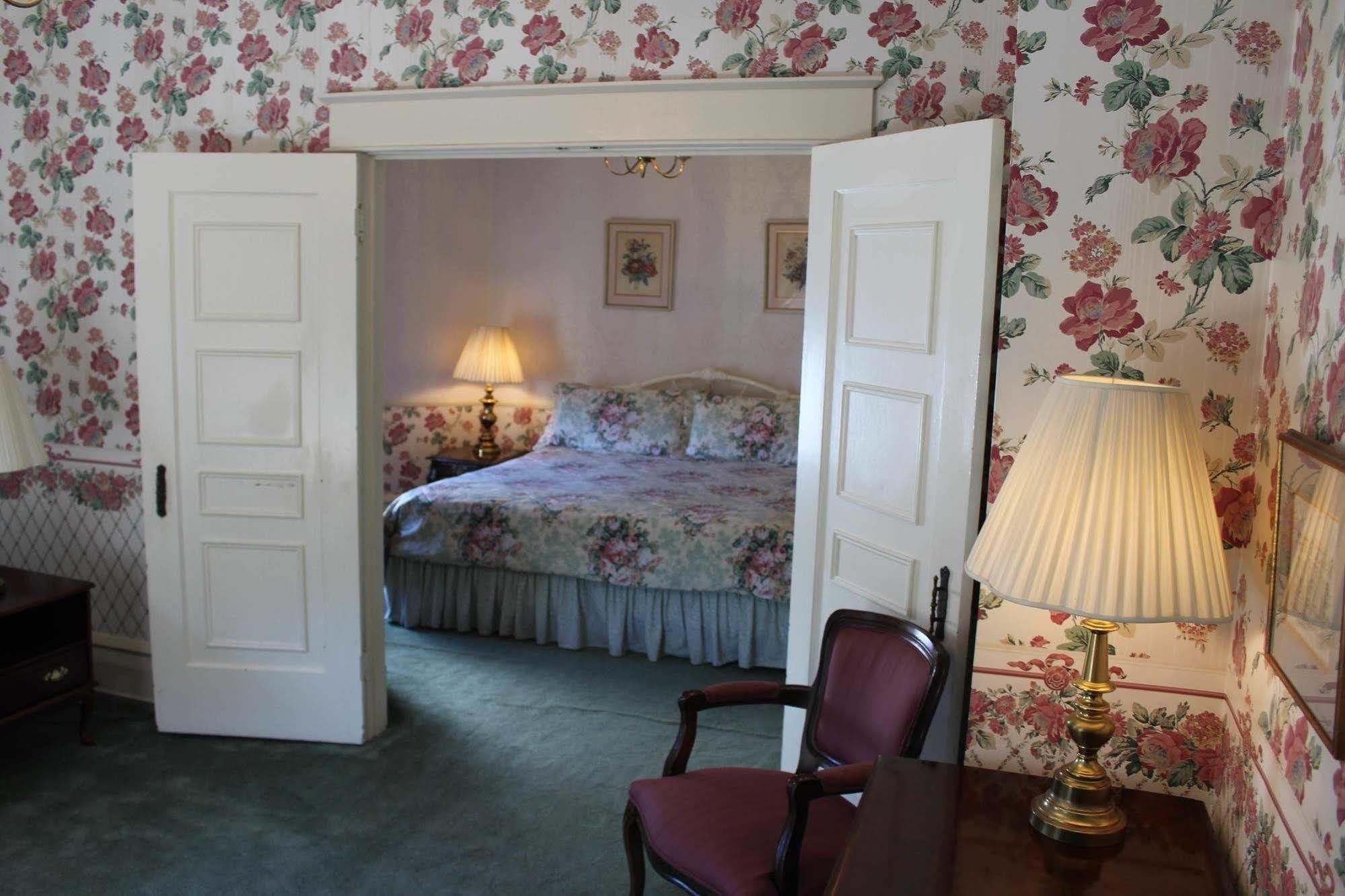 White Inn Fredonia Esterno foto