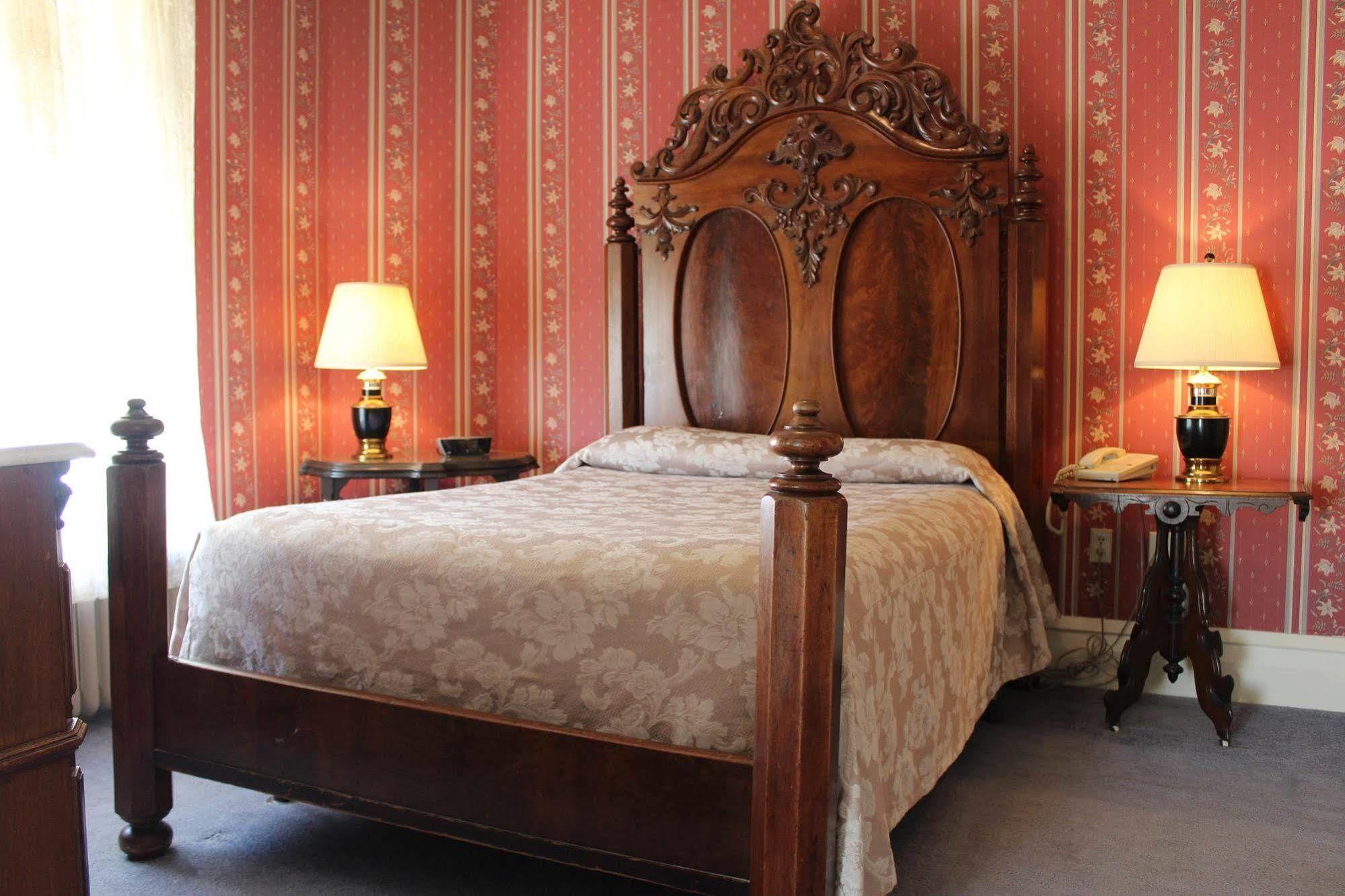 White Inn Fredonia Esterno foto