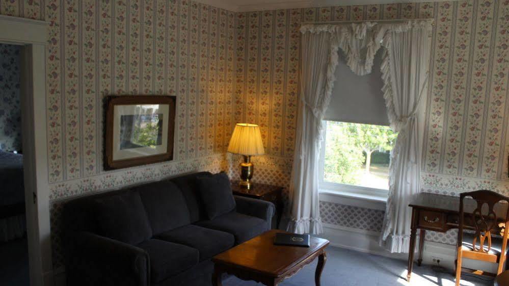 White Inn Fredonia Esterno foto